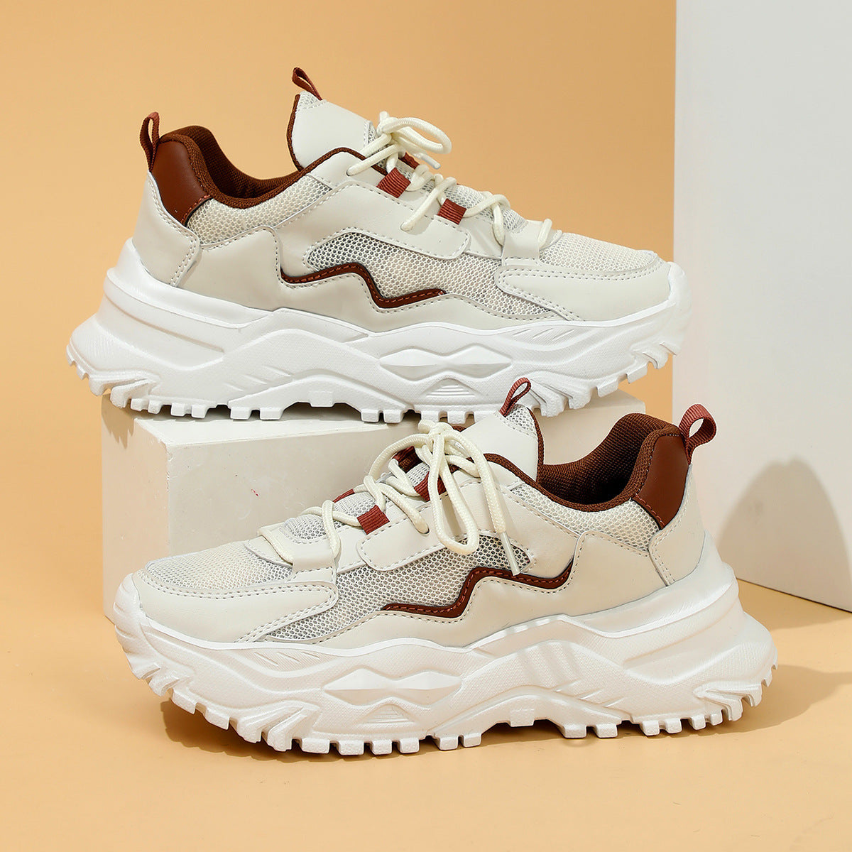 Outdoor Breathable Comfort and Casual Sports Shoes