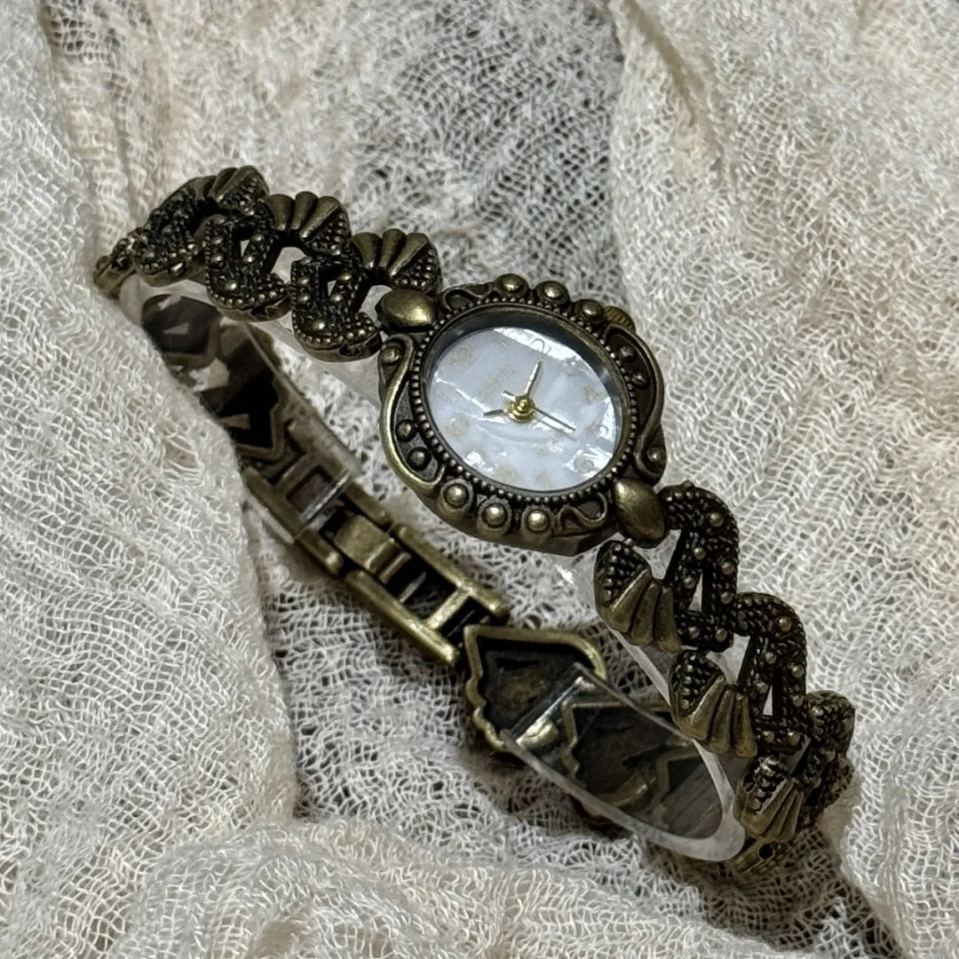 Vintage Gold Analog Quartz Watch Exquisite Arabic Numerals Dial