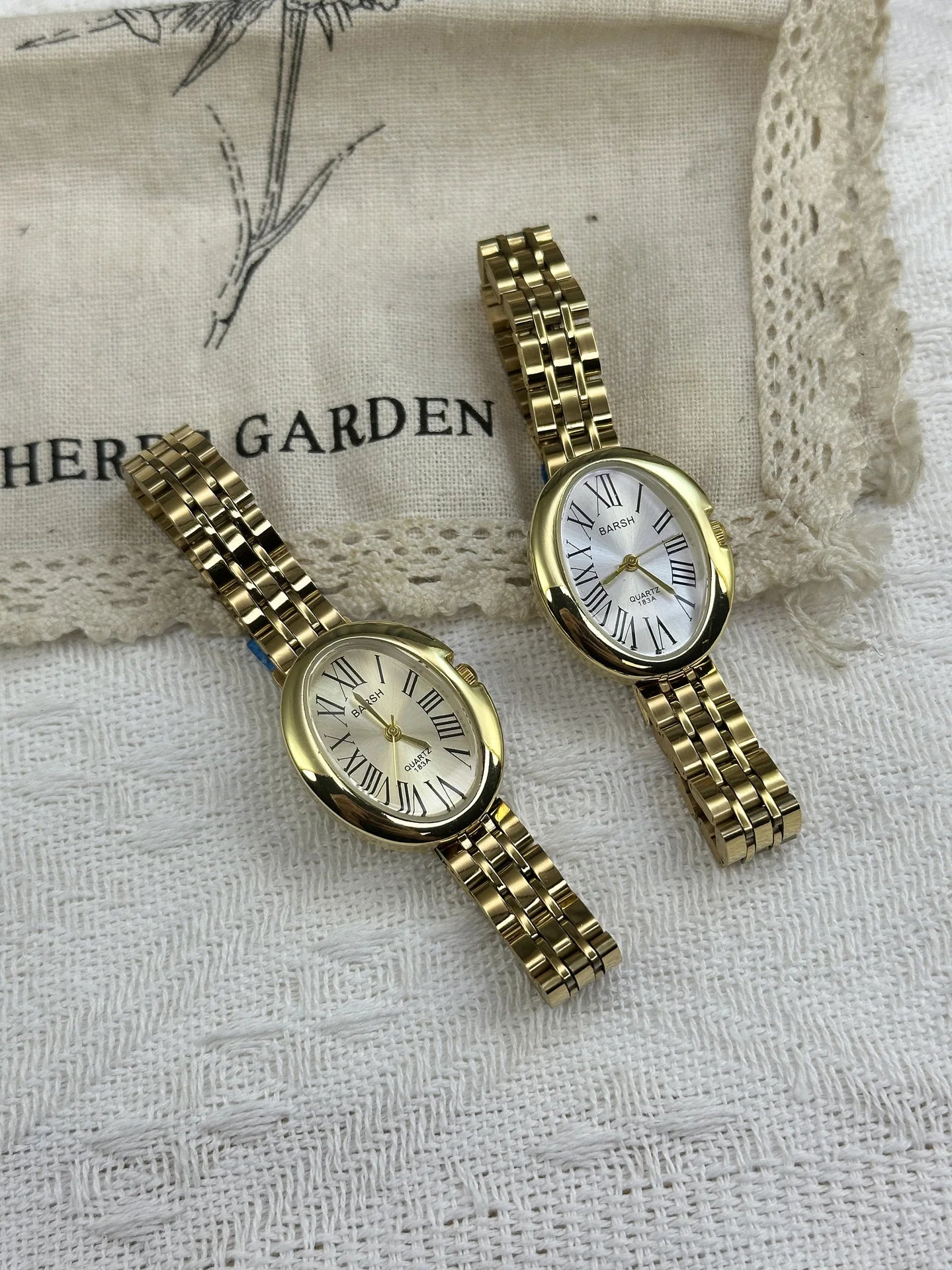 Vintage Women Roman Scale Classic Oval Dial Watch Simple Steel
