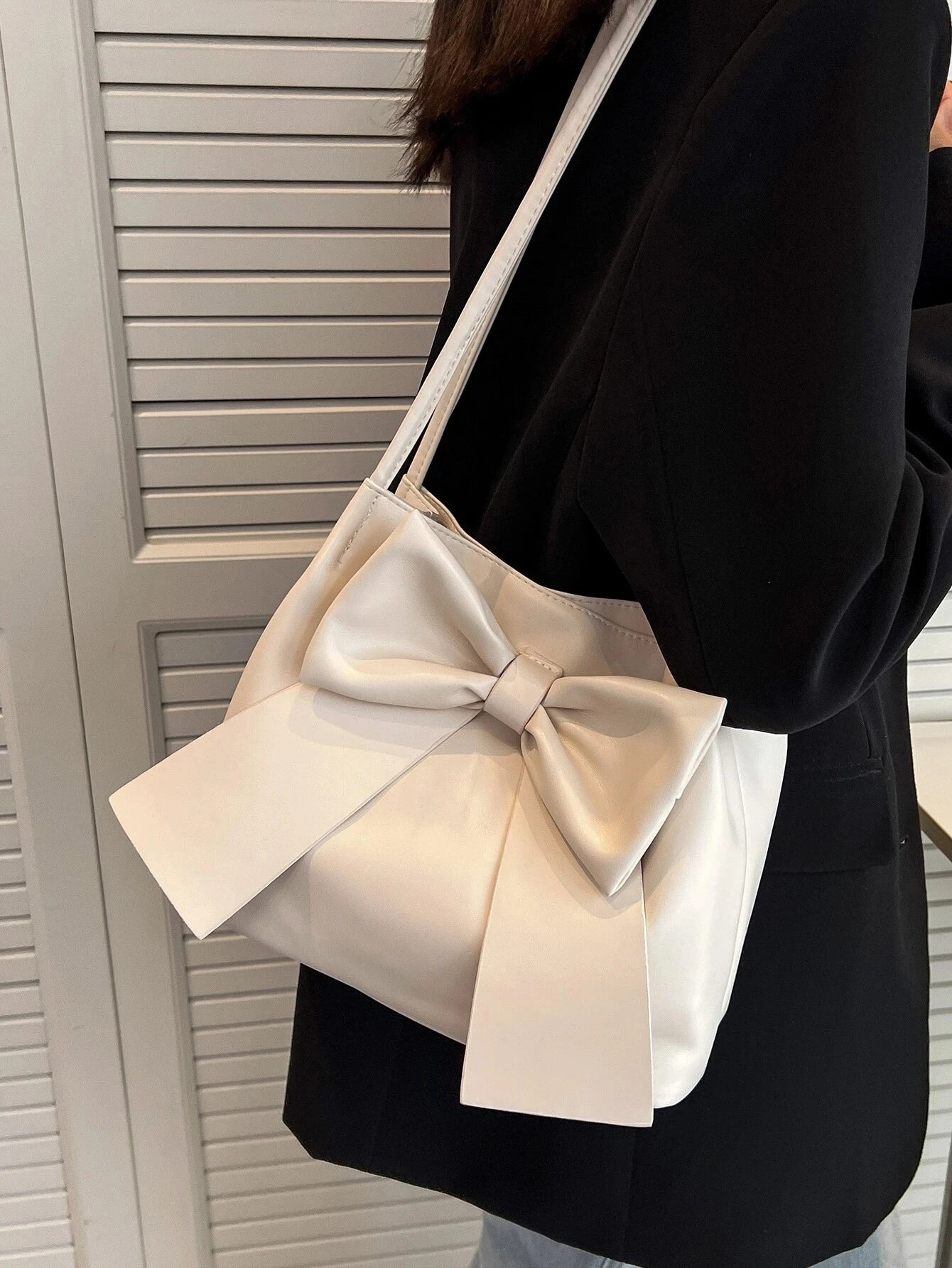 Bow Knot Shoulder Bag