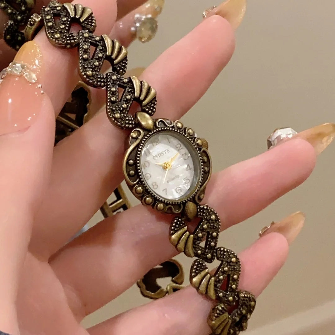 Vintage Gold Analog Quartz Watch Exquisite Arabic Numerals Dial