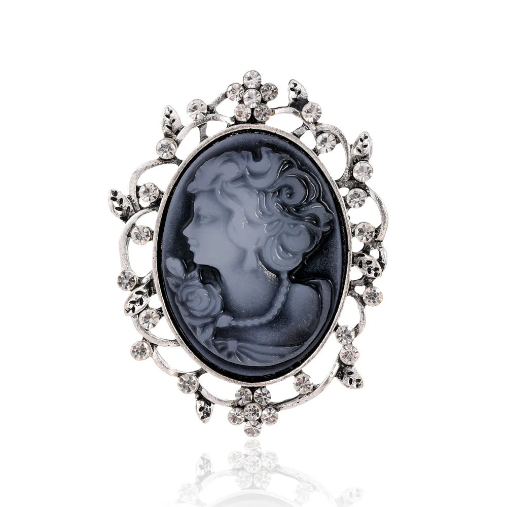 Vintage Victorian Design Queen's Cameo Brooch Pin, Antique