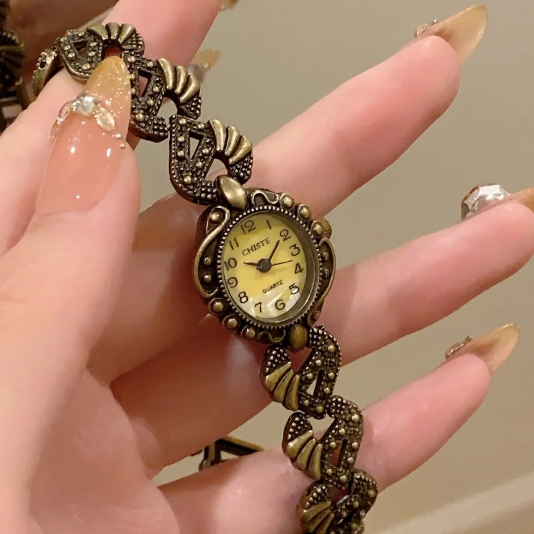 Vintage Gold Analog Quartz Watch Exquisite Arabic Numerals Dial