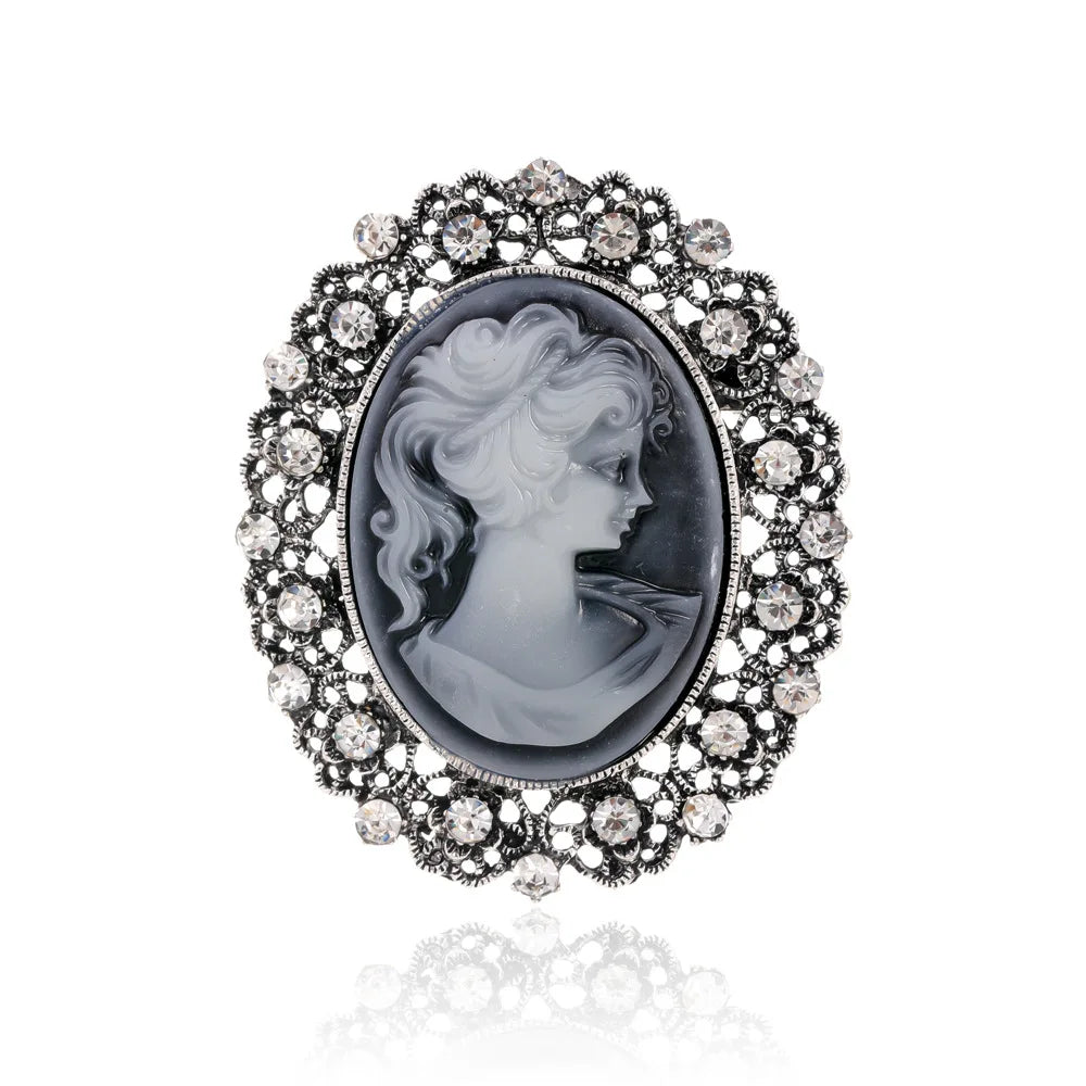 Vintage Victorian Design Queen's Cameo Brooch Pin, Antique