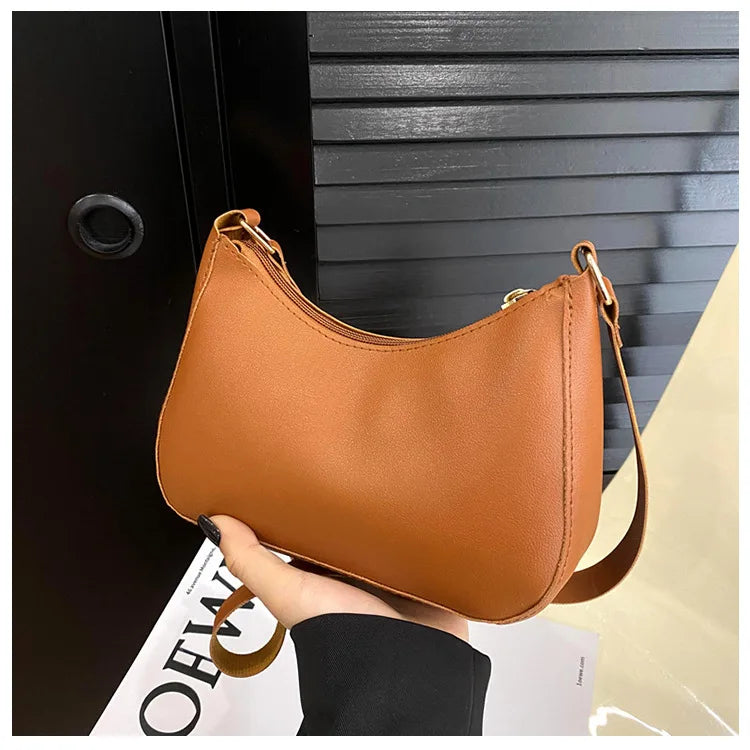 Half-moon Underarm Bag