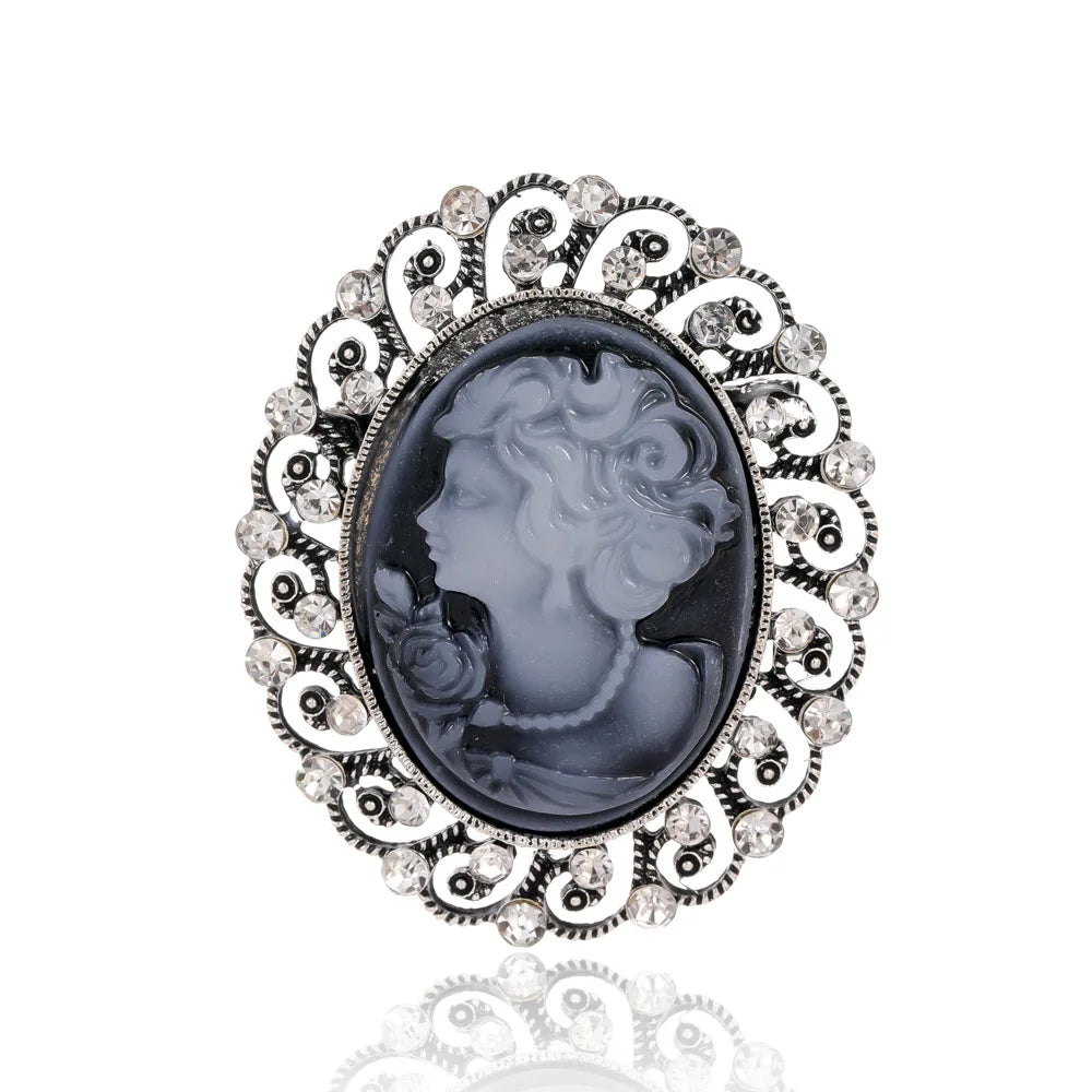 Vintage Victorian Design Queen's Cameo Brooch Pin, Antique