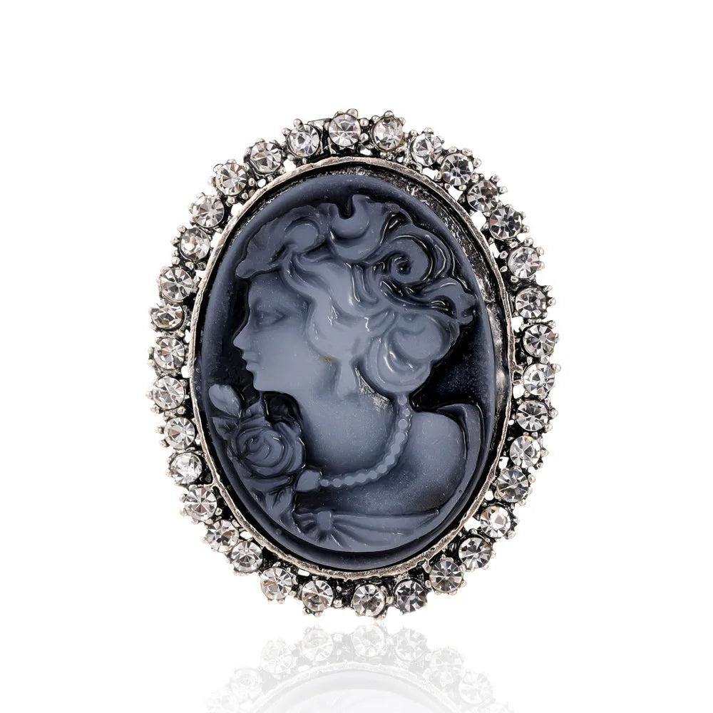 Vintage Victorian Design Queen's Cameo Brooch Pin, Antique
