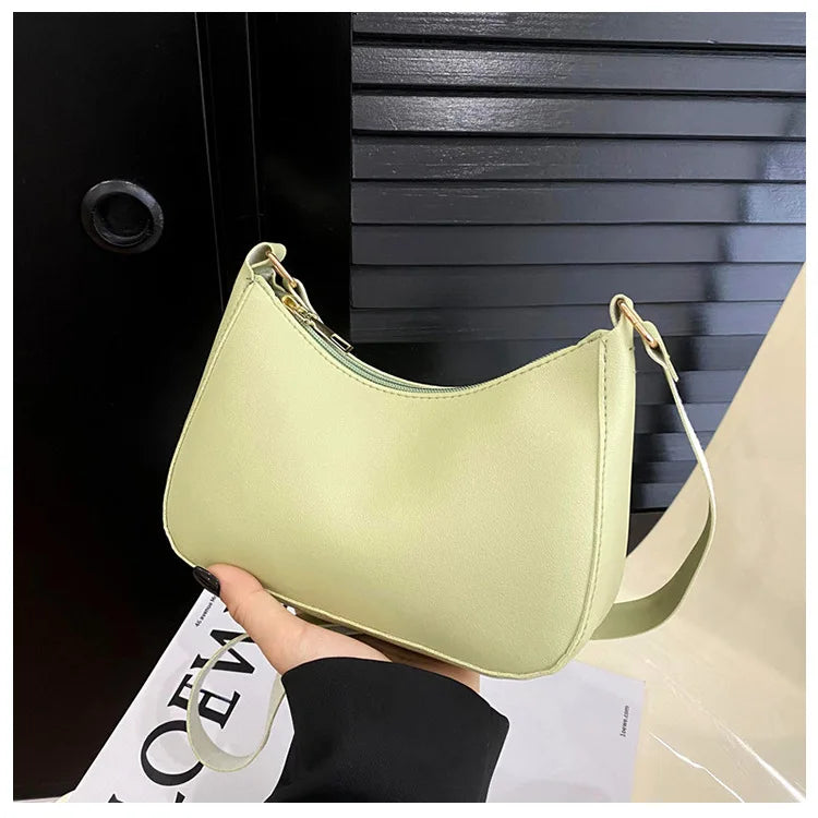 Half-moon Underarm Bag