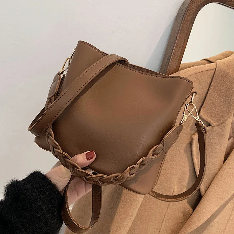 Retro Versatile Design Bucket Shape Crossbody Bag