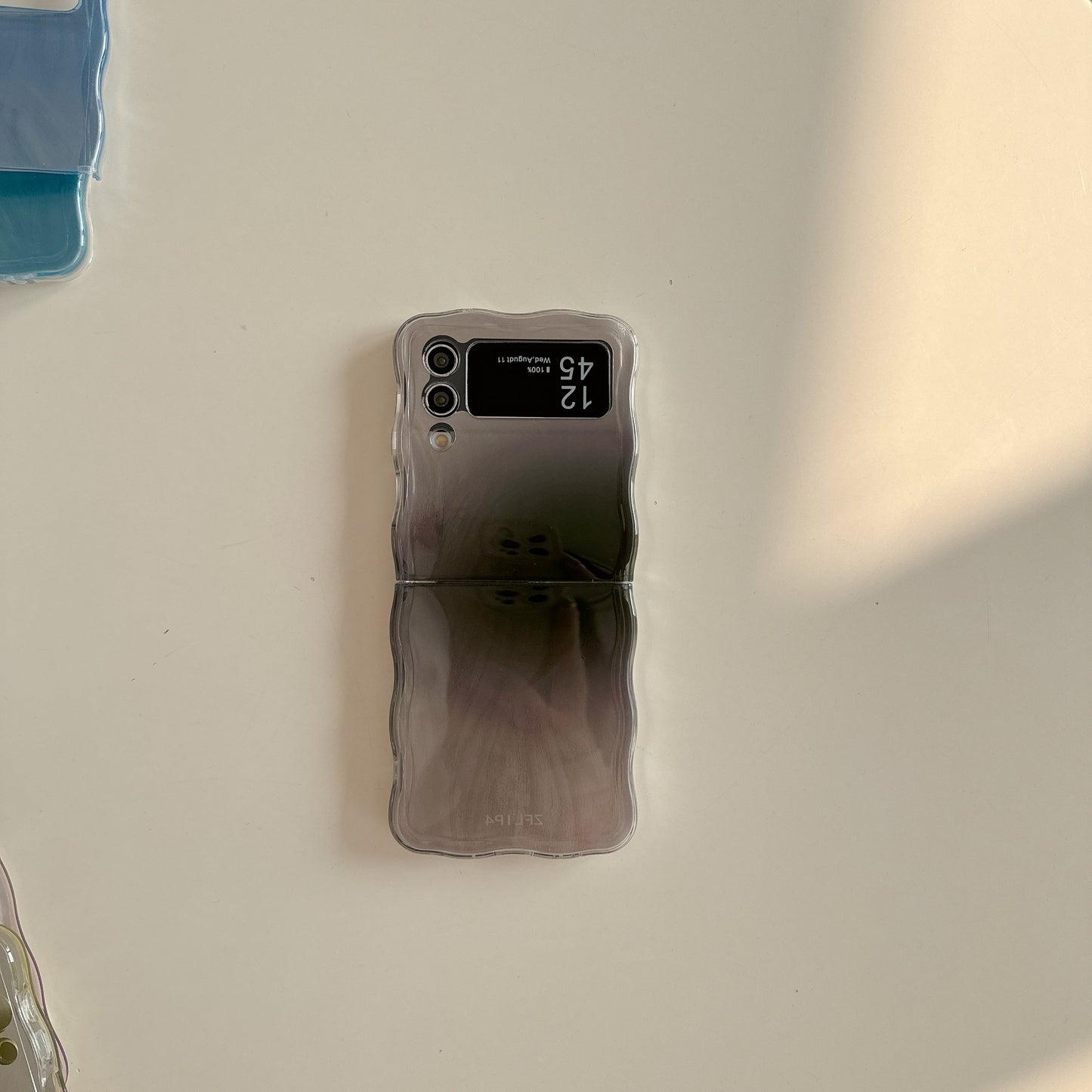 Feather Yarn Gradient Multicolor Flip Folding Phone Case
