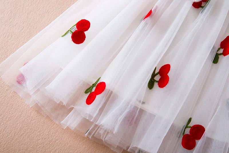 Little Flying Sleeve Dress Children's Bow Strawberry Embroidery
