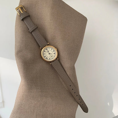 Vintage Temperament Small round dial quartz belt Watch
