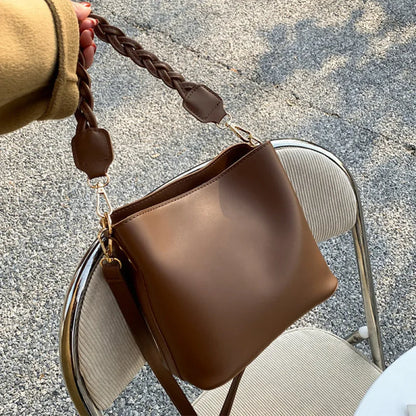 Retro Versatile Design Bucket Shape Crossbody Bag