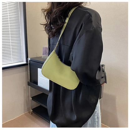 Half-moon Underarm Bag
