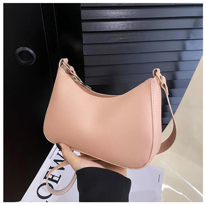 Half-moon Underarm Bag
