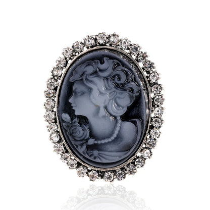 Vintage Victorian Design Queen's Cameo Brooch Pin, Antique
