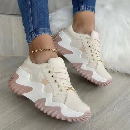 Thick Soled Serrated Shoes